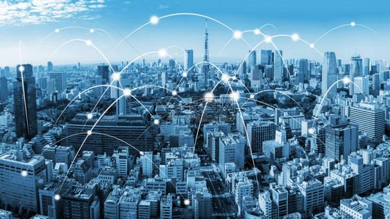 现代创造通信和互联网络在智能城市连接5G无线数字连接和事物未来互联网的概念图片