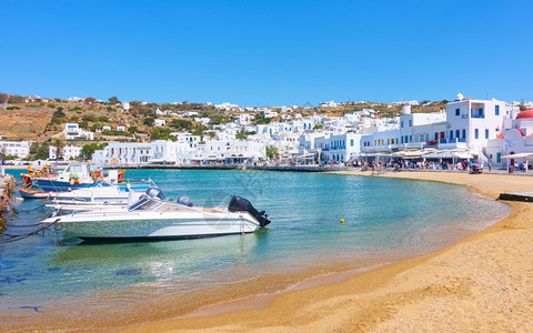 希腊Mykonos岛Chora镇旧港口和码头图片