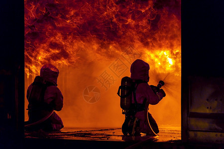 消防员和工业安全灾害及公共服务概念图片