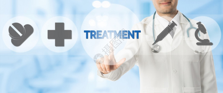 医疗概念治疗词中的医生点带有图标显示药物丸医疗交叉和院实验室研究的符号以蓝色抽象背景为基础图片