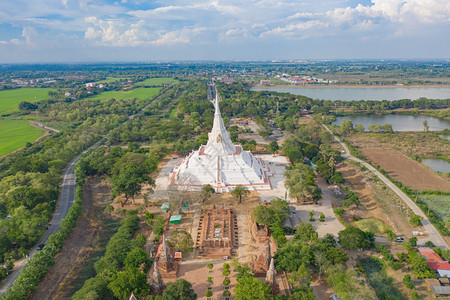 Ayutthaya省泰国曼谷市附近的Sukhothai寺庙空中最顶端的景象旅游概念中著名的泰国旅游景点建筑图片