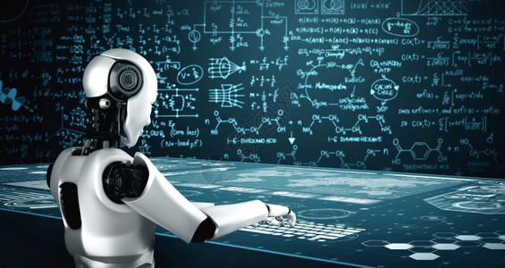 机器人造使用笔记本电脑坐在工程科学研究桌前使用人工智能思考大脑人工智能和机器学习过程进行工科学研究用于第4次工业革命图片