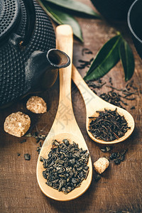 混合干茶不同类的概念干不同的图片