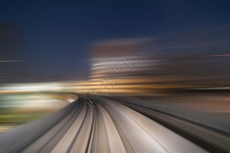 列车视图铁路隧道的模糊速度运动用于未来网络连接技术运输中的数字据概念图片