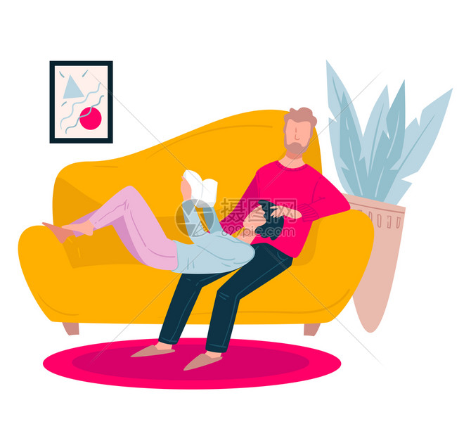 的男女和在墙壁和房屋上挂有相片的客厅内男朋友和女在平地中一起放松