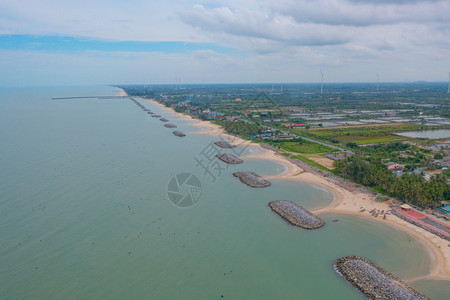 NakhonSiThammarat海的空中景象泰国夏季海滩城市蓝天旅行背景的城市ChonBuri天线图片