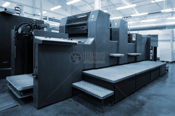 现代印刷厂设备图片