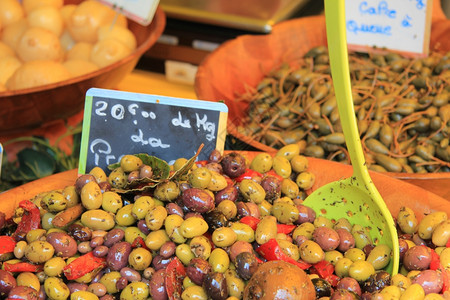法国验证市场上的橄榄类分布式市场图片
