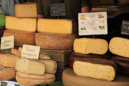 普罗旺斯市场当地法国奶酪图片