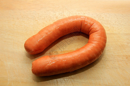 荷兰传统香肠熏用蔬菜和土豆泥作为锅吃图片