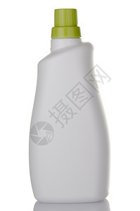 白色洗涤剂塑料瓶绿色帽在白背景上隔离图片
