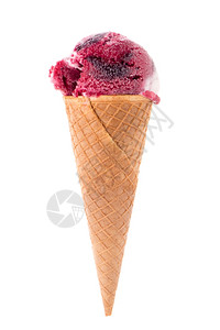 冰淇淋甜圈与一勺红果孤立在白色背景图片