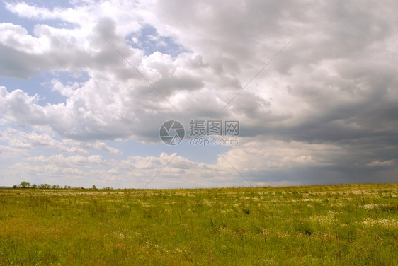 绿色草原风景图片