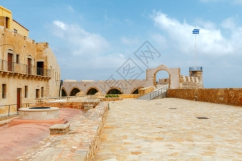 希腊夏尼亚海岸的旧堡垒克里特夏尼亚旧海岸堡垒图片