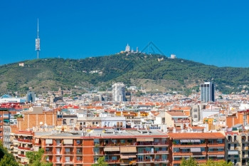 巴塞罗那空中景象该市塔比达博山巴塞罗那西班牙图片