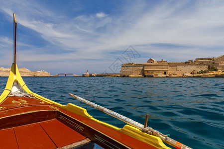巴莱塔旧港口和马耳他瓦莱塔港口的海图片