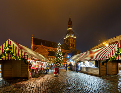 里加圣诞节树拉脱维亚里加多姆广场圣诞树图片