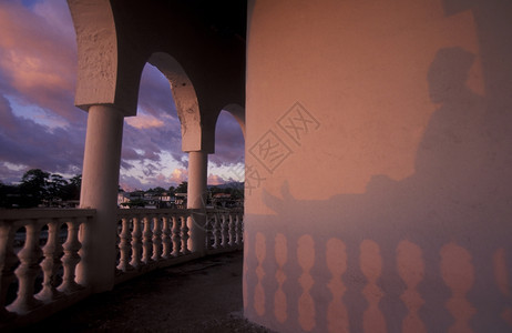 非洲印度洋科摩罗岛莫尼市的清真寺图片
