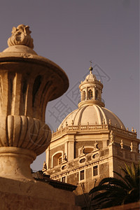 多姆桑特阿加塔在位于欧洲南意大利西里卡塔尼亚老城的杜奥莫广场图片