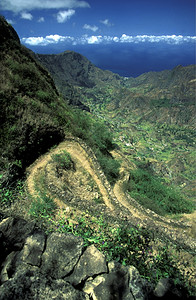 非洲大西洋中Berde角圣安陶岛RibeiraGrande附近PontadoSol村附近的地貌图片