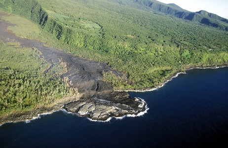 非洲印度洋留尼汪岛四经火山的地貌平原高清图片