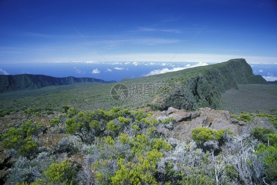 非洲印度洋留尼汪岛四经火山的地貌平原图片