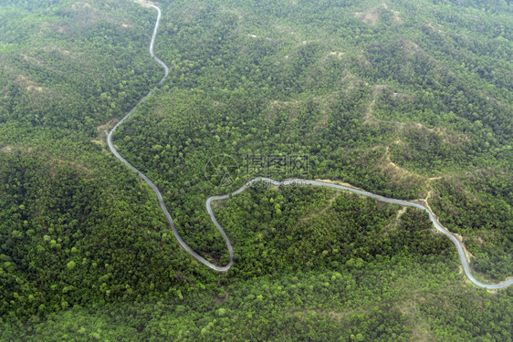 从梅洪孙到泰国北部东南亚的梅洪孙北道派的山路图片