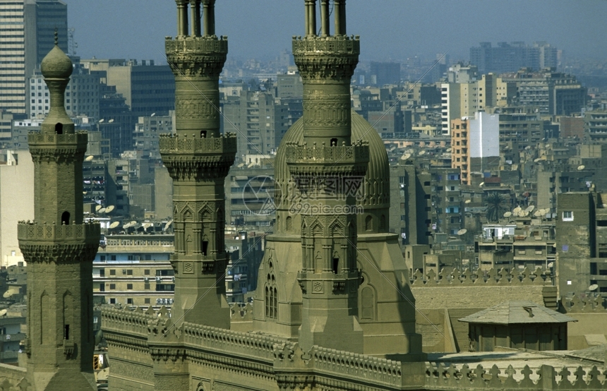北非洲埃及首都开罗旧城苏丹哈桑清真寺图片