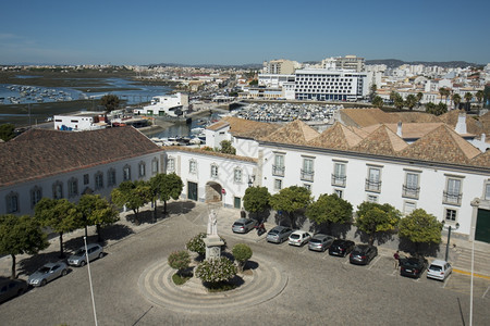 欧洲葡萄牙南部东阿尔加夫的旧城镇法罗LagodeSe市中心图片