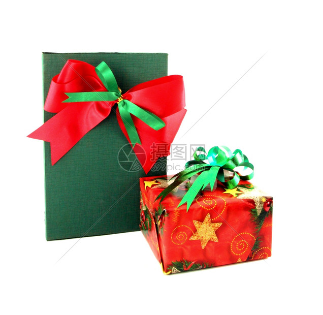 红色和绿礼品盒带白背景的丝图片