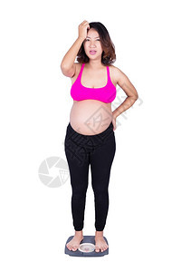 称体重的孕妇图片