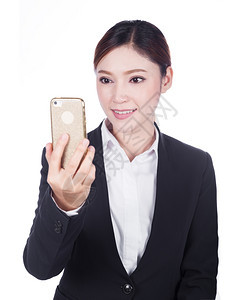 快乐的女商人拍自照片与智能手机隔绝在白色背景上图片