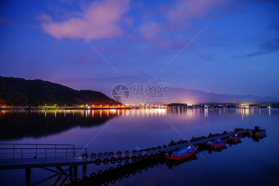 在日本川口子湖的fuji山图片