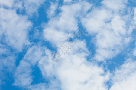 天空和云的背景图片