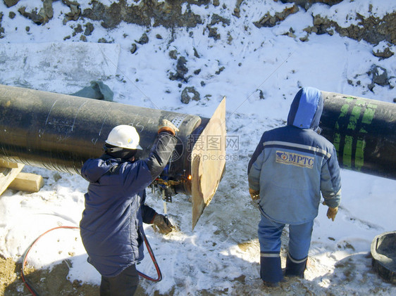 208年1月26日俄罗斯苏鲁吉特208年1月26日建造石油和天然气管道工业设备图片