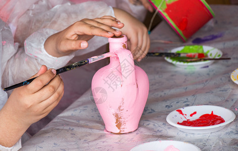 幼儿装饰手工制作的陶瓷器图片