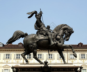 都灵马术雕像圣卡洛广场都灵圣卡洛广场图片