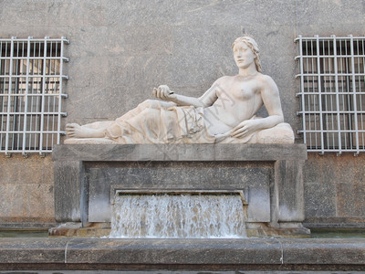都灵多拉神像都灵意大利多拉河神像背景图片