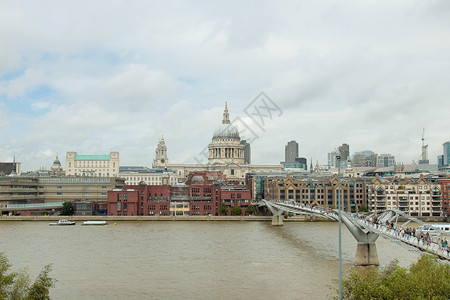 伦敦泰晤士河英国伦敦泰晤士河全景背景图片