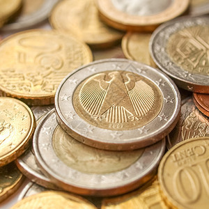欧元硬币洲货的背景图片