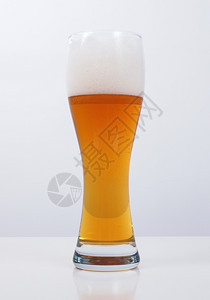 一杯德国威士忌鸡啤酒图片