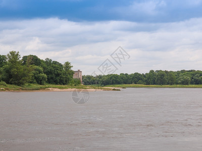 Elbe河德国柏林附近索的Elbe河景象图片