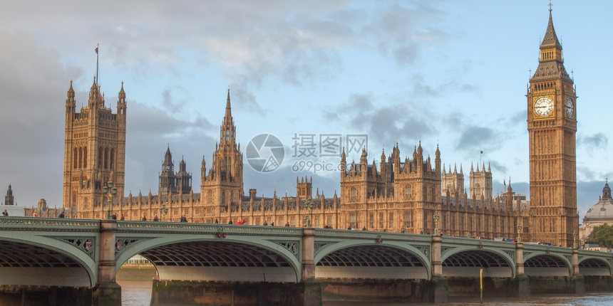 威斯敏特大桥威敏特大桥全景有议会两院和英国伦敦大本图片