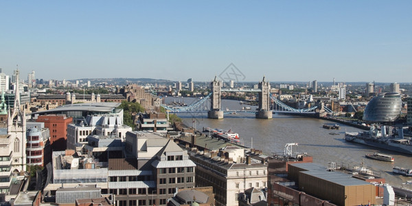 泰晤士河联合王国伦敦的塔桥图片