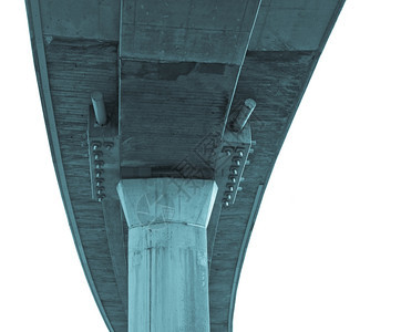 高速公路桥水泥高速公路桥结构隔绝于白色冷却的西亚诺型图片