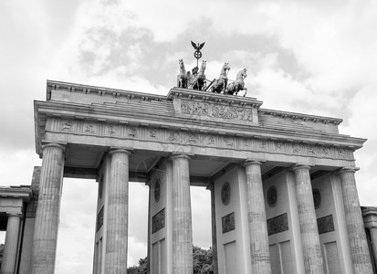柏林勃兰登堡勃兰登堡的勃兰登堡门是德国柏林著名的地标图片