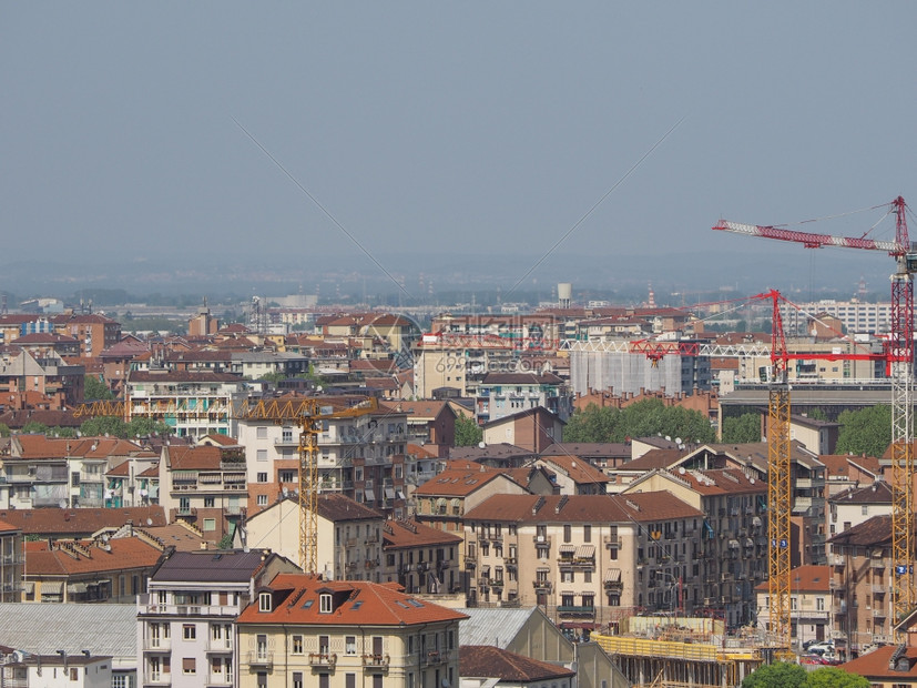 都灵主场迎战AC米兰 意甲焦点战一触即发 双方争夺关键积分