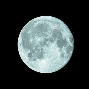 满月从北半球发射的望远镜看到的满月冷色调图片