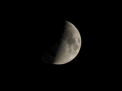 新月用天文望远镜看到新月图片