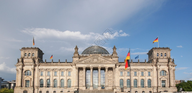 德国柏林的帝议会大厦图片